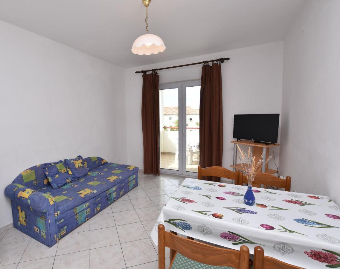 פרימוסטן Apartments And Room Kiko מראה חיצוני תמונה
