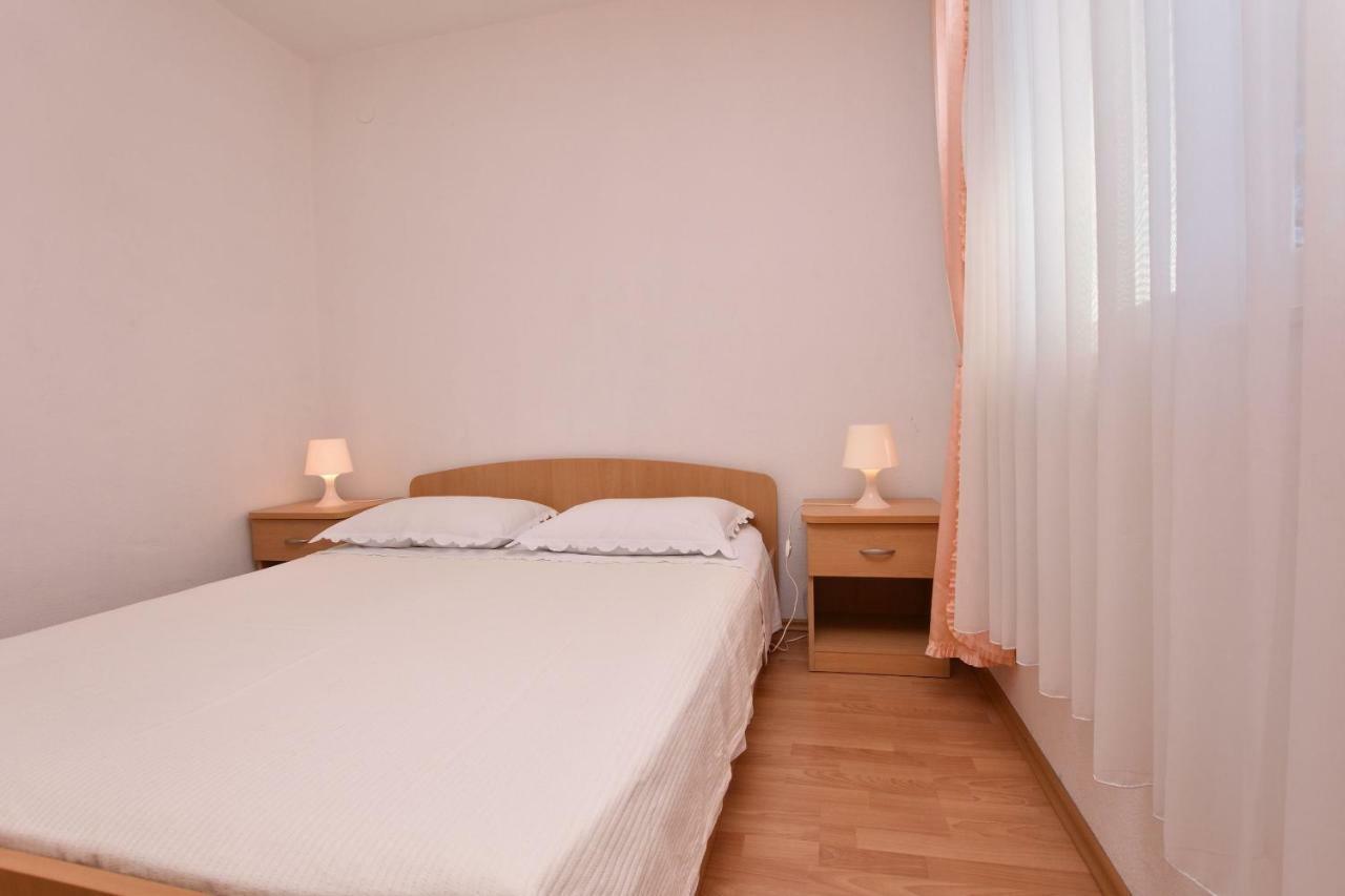 פרימוסטן Apartments And Room Kiko מראה חיצוני תמונה